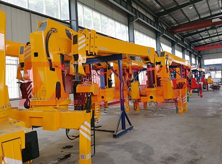 Telescopic Boom Crane